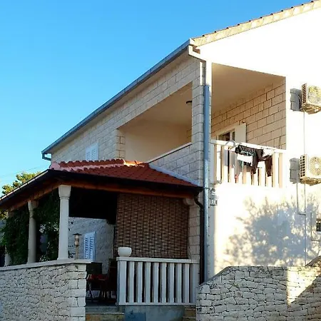 Nela Apartmán *